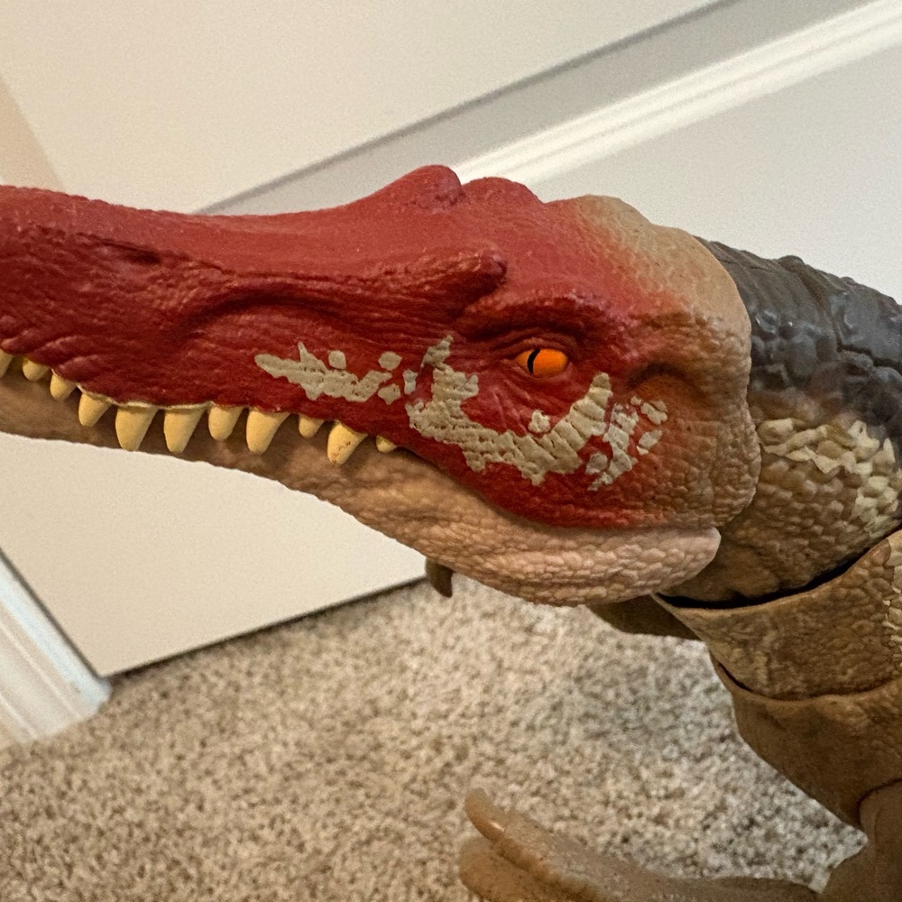 Jurassic World Spinosaurus Reptile Figure Toy - Picture 3 of 6
